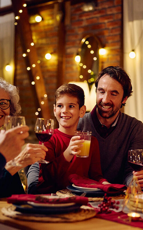 8 Tips for Navigating the Holiday Season With Braces or Invisalign